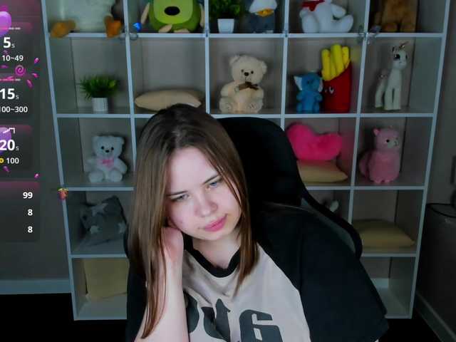 EricaElliott live cam on BongaCams