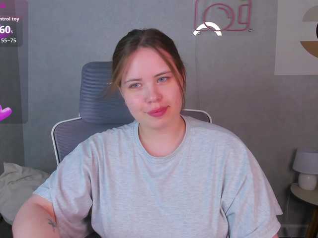 EricaElliott live cam on BongaCams