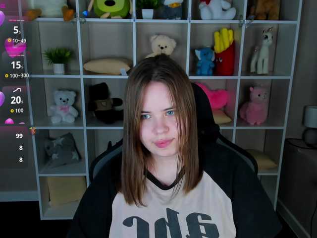 EricaElliott live cam on BongaCams
