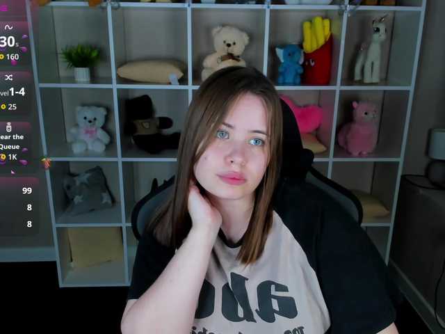 EricaElliott live cam on BongaCams
