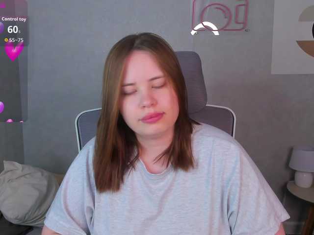 EricaElliott live cam on BongaCams