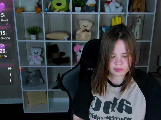 EricaElliott live cam on BongaCams
