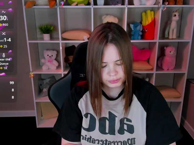 EricaElliott live cam on BongaCams