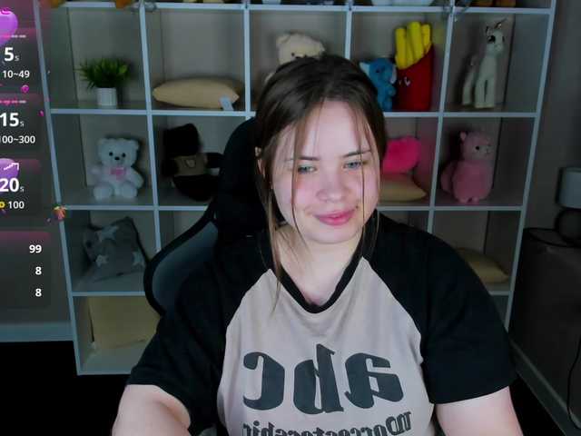 EricaElliott live cam on BongaCams