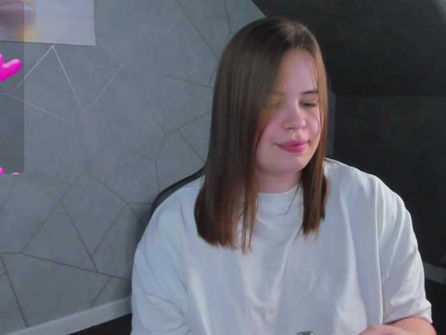 EricaElliott live cam on BongaCams