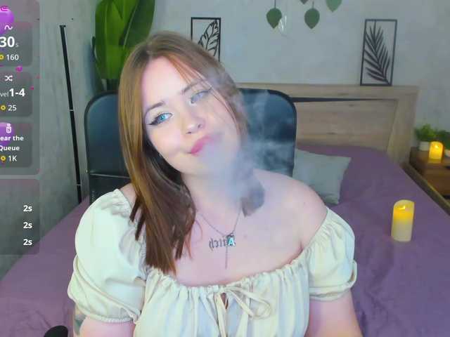 EricaElliott live cam on BongaCams
