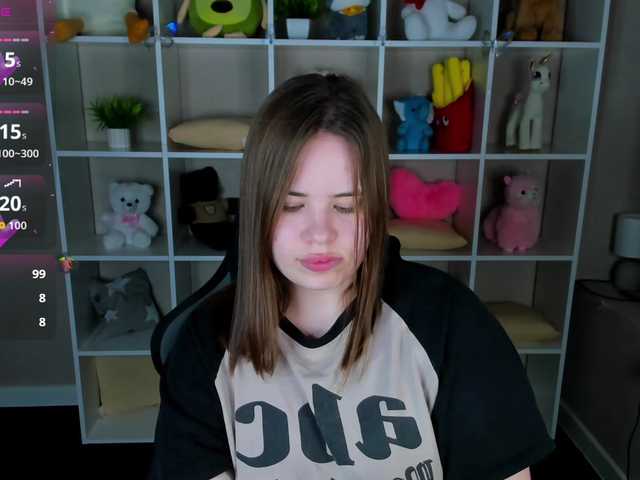 EricaElliott live cam on BongaCams