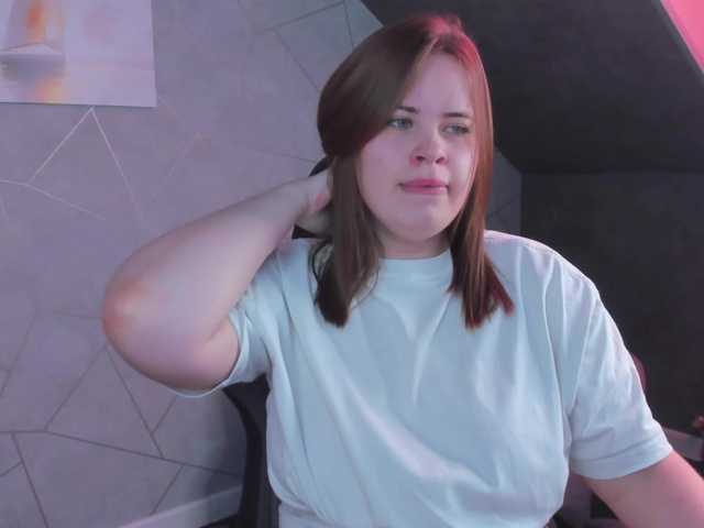 EricaElliott live cam on BongaCams