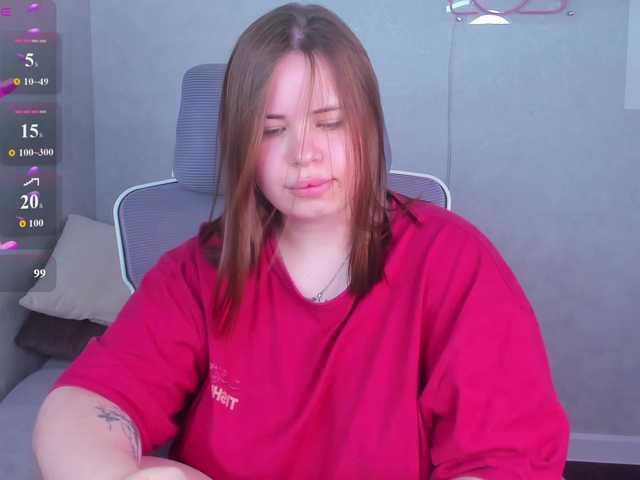 EricaElliott live cam on BongaCams