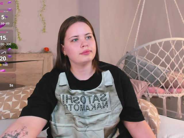 EricaElliott live cam on BongaCams