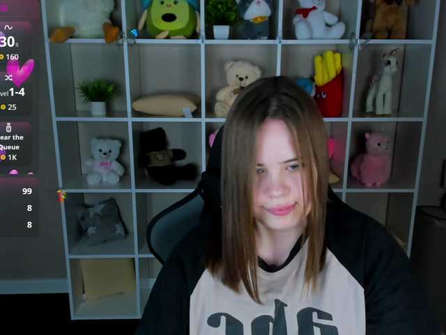 EricaElliott live cam on BongaCams