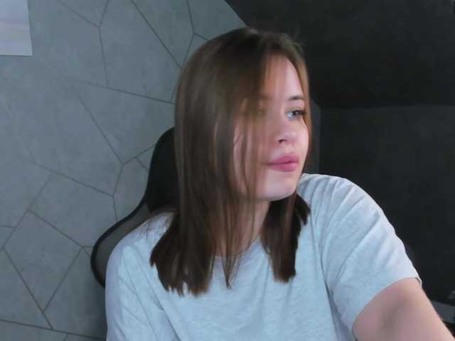 EricaElliott live cam on BongaCams