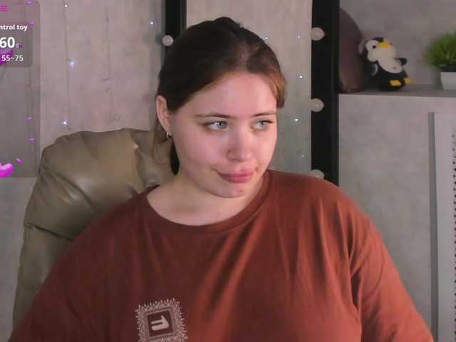EricaElliott live cam on BongaCams