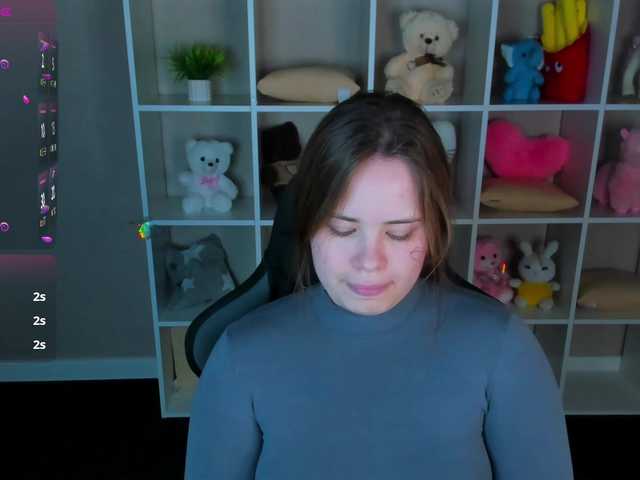EricaElliott live cam on BongaCams