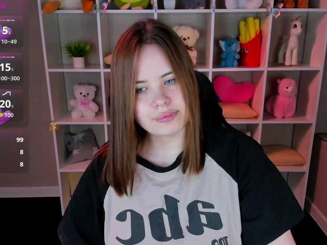 EricaElliott live cam on BongaCams