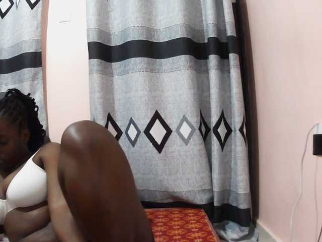 Sexxy-red live cam on BongaCams