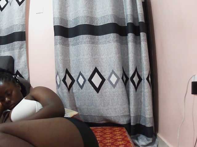 Sexxy-red live cam on BongaCams