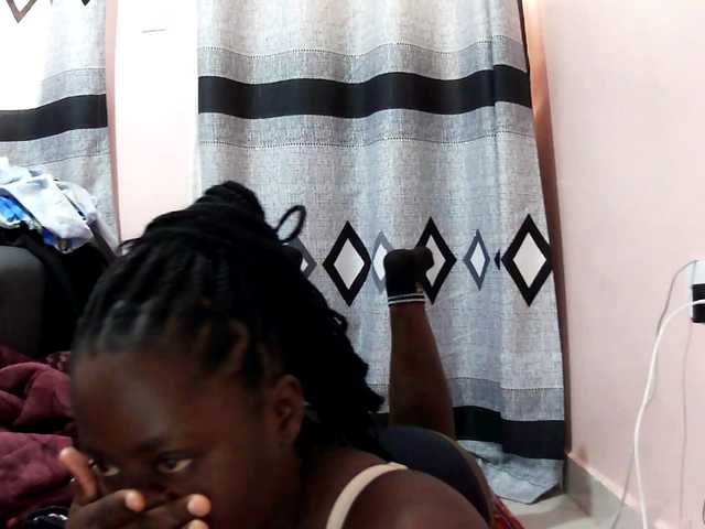 Sexxy-red live cam on BongaCams