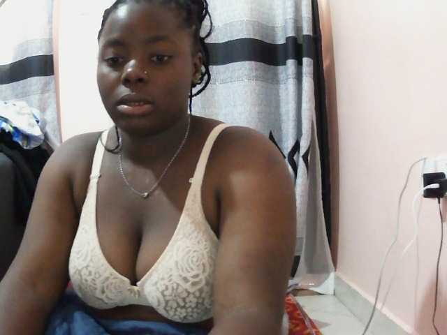 Sexxy-red live cam on BongaCams