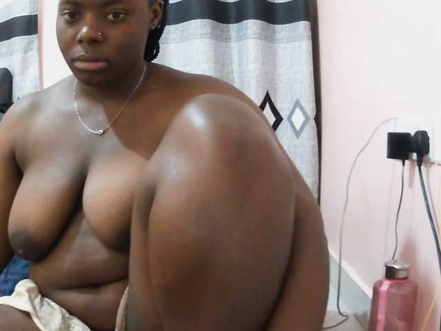 Sexxy-red live cam on BongaCams