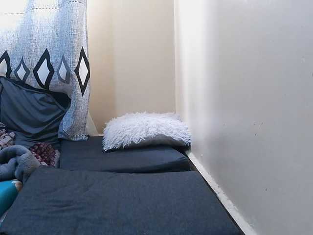 Sexxy-red live cam on BongaCams