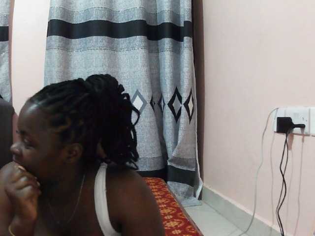 Sexxy-red live cam on BongaCams