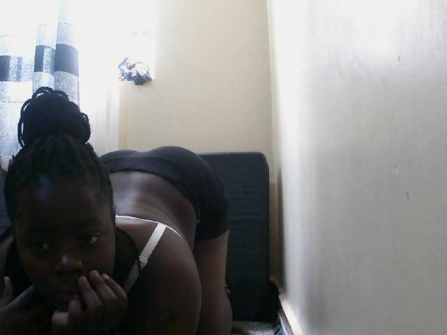 Sexxy-red live cam on BongaCams