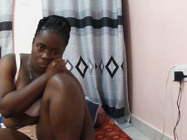 Sexxy-red live cam on BongaCams