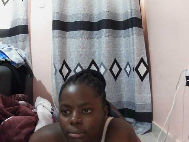 Sexxy-red live cam on BongaCams