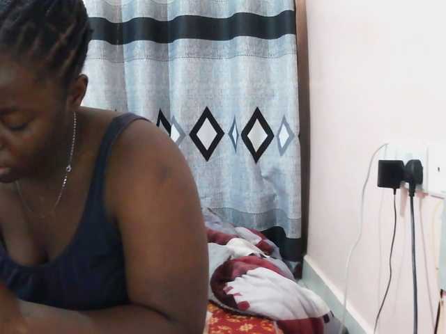 Sexxy-red live cam on BongaCams
