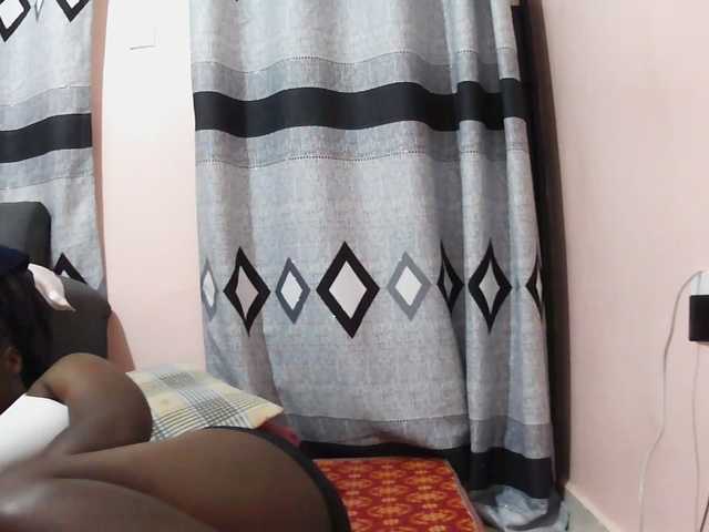 Sexxy-red live cam on BongaCams