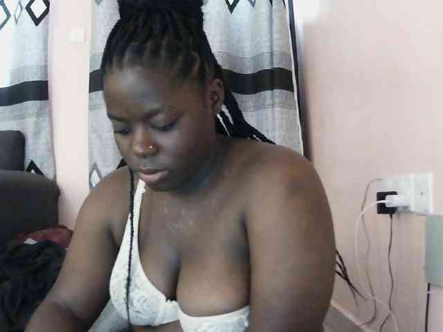 Model: Sexxy-red