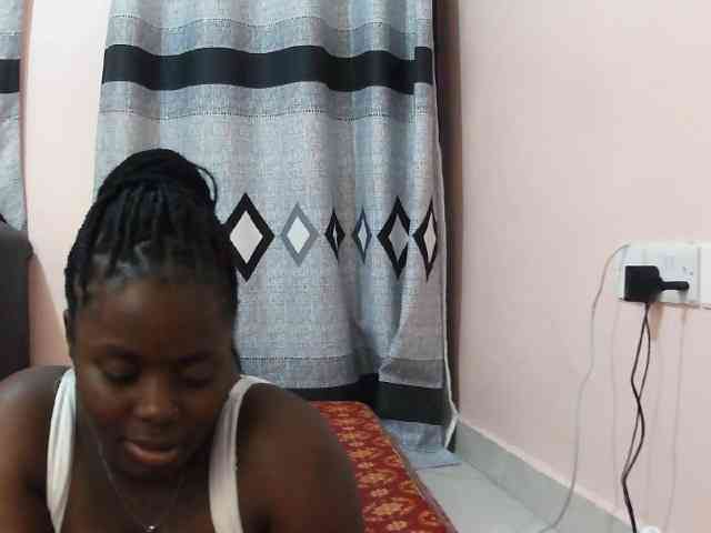 Model: Sexxy-red