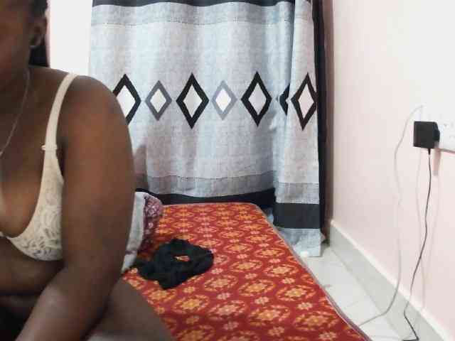 Sexxy-red Live Webcam on BongaCams