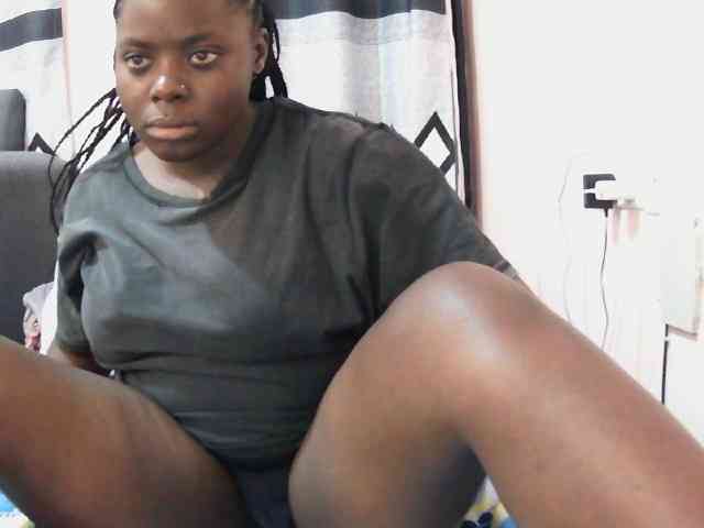 Model: Sexxy-red