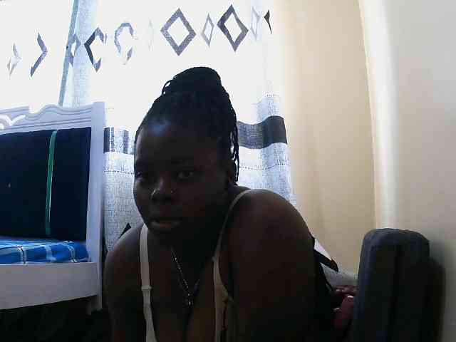 Model: Sexxy-red