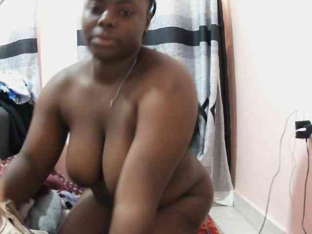 Model: Sexxy-red
