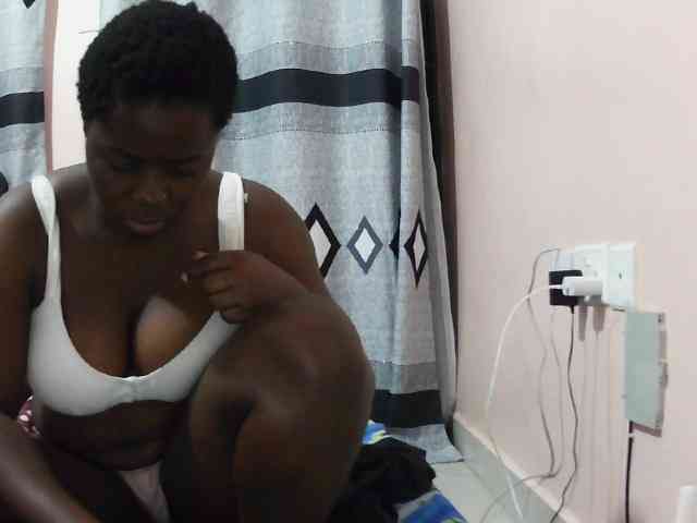 Model: Sexxy-red