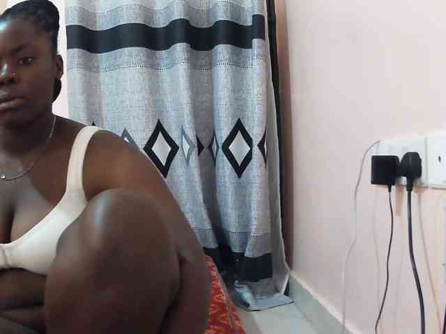Model: Sexxy-red