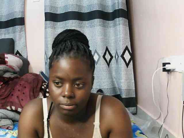 Model: Sexxy-red