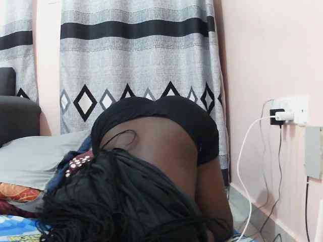 Model: Sexxy-red