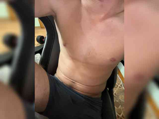 Boyskaus Live Webcam on BongaCams