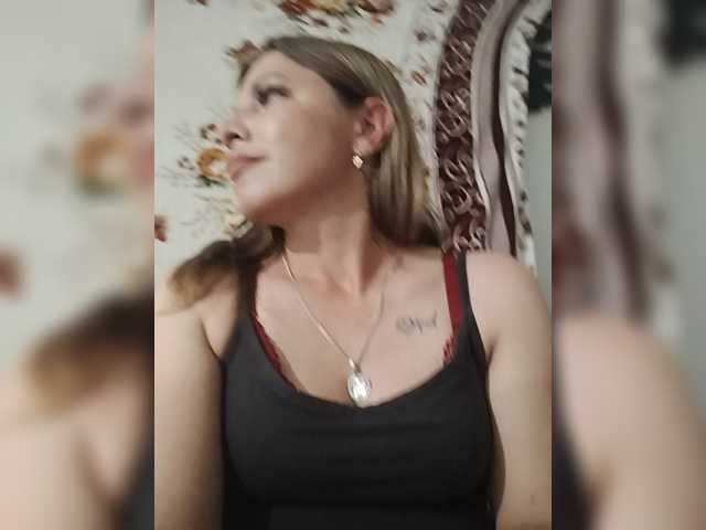 ellazo live sex show