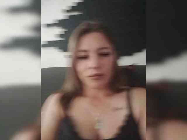 Modèle: Ellazo