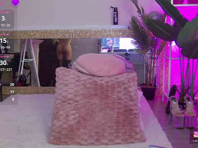 AriannaAri webcam