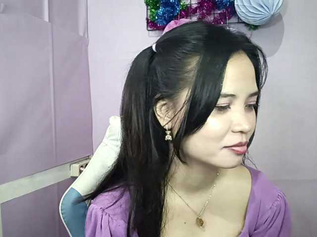 SalleyMcneese live cam on BongaCams