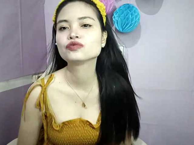 SalleyMcneese live cam on BongaCams