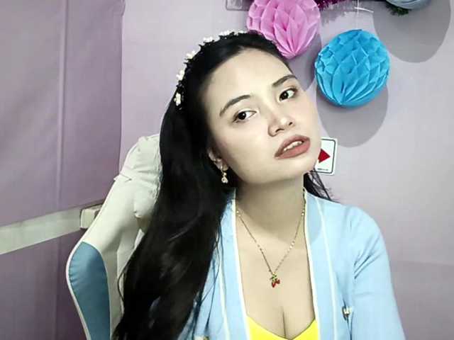 SalleyMcneese live cam on BongaCams