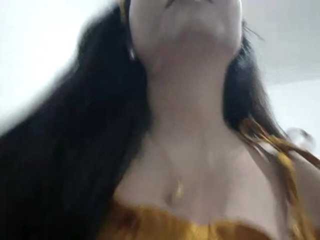 SalleyMcneese live cam on BongaCams