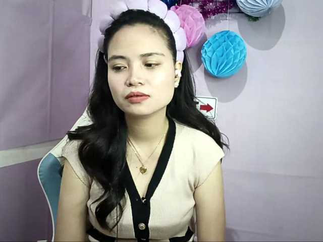 SalleyMcneese live cam on BongaCams